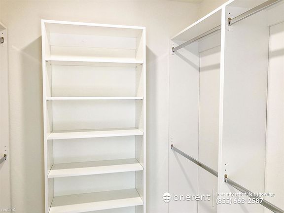 4th image of 331 W Wilson Ave Unit 201