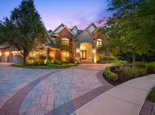 24825 W River Run Ct, Shorewood, IL 60404