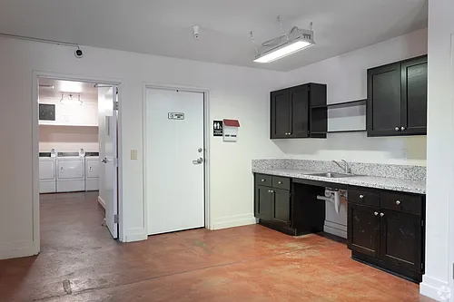 Floor plan 210