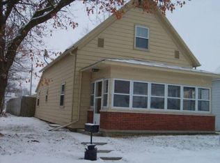 509 S West St, Winchester, IN 47394