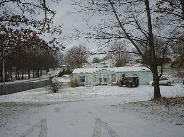 10915 Six Mile Rd photo 1