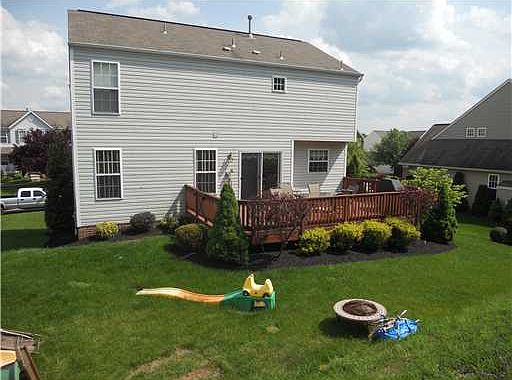 3rd image of 7028 Highland Creek Dr