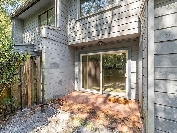 5th image of 3075 NW 28th Cir #11