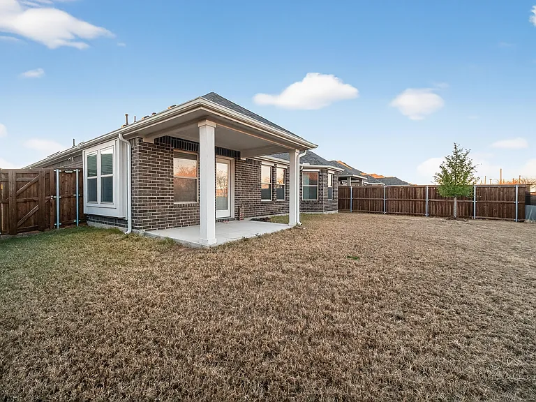 2704 Rambling Rd — Photo 39