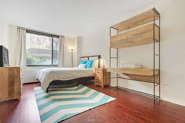 Rented by Town Residential | media 7