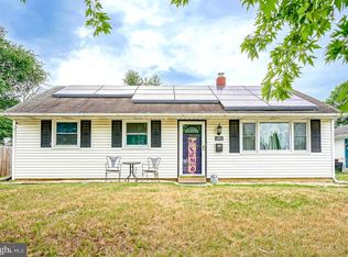 392 Flanders Rd, Bellmawr, NJ 08031