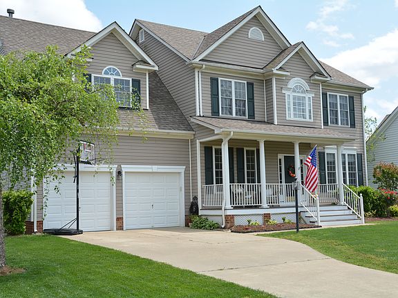 3rd image of 13322 Woodlake Dr