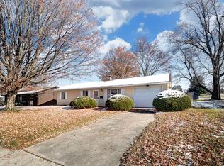 6211 Orchard Ln, Fort Wayne, IN 46809