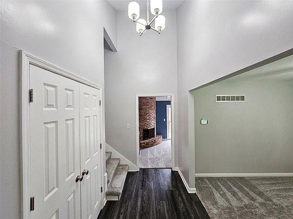2nd image of 1115 NE 96th Ter