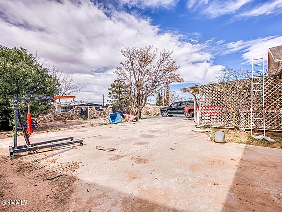 4th image of 207 Edgewood Dr