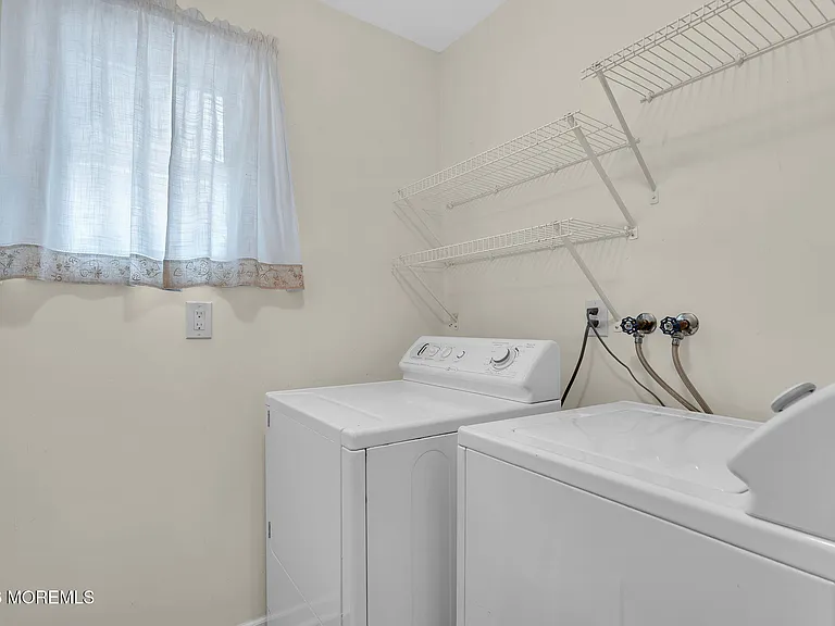785 Garfield Ave — Photo 19