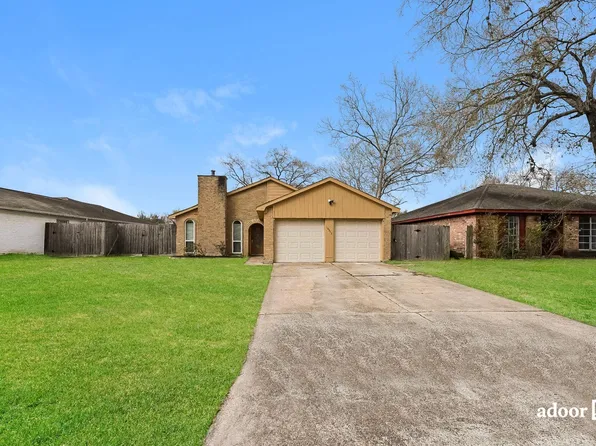 12519 Drifting Winds Dr, Houston, TX 77044