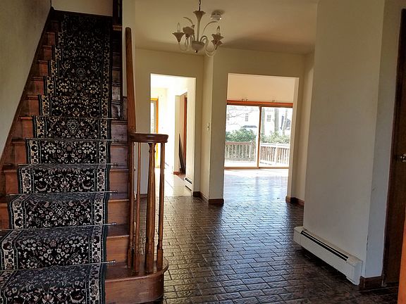 5th image of 200 Echo Ave