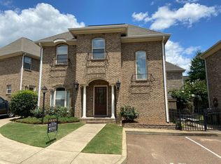 152 Falls Grove Dr, Oxford, MS 38655