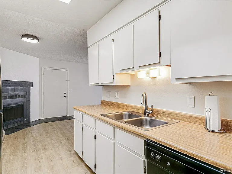 1820 Newland Ct #313 — Photo 13