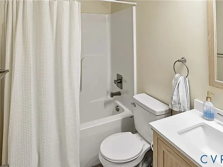 3901 Lighthouse Ln — Photo 16