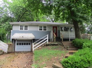 1016 Robert Ave, Saint Louis, MO