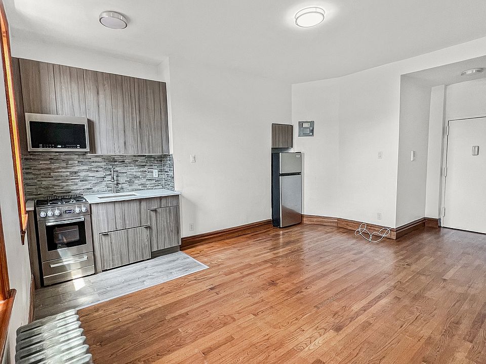 1st image of 495 Washington Ave APT 6B