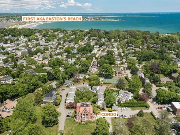 364 Bellevue Ave APT A1, Newport, RI 02840