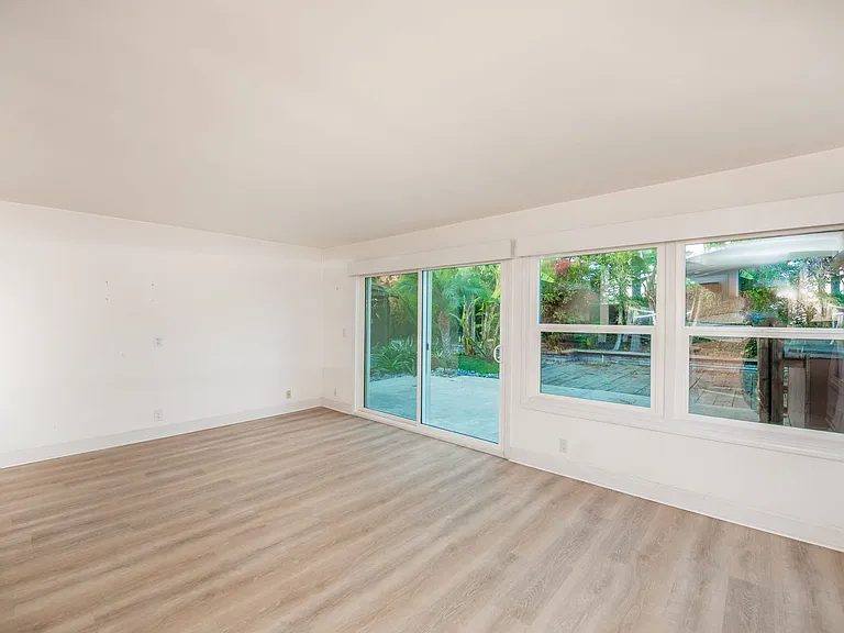9941 Hot Springs Dr — Photo 16