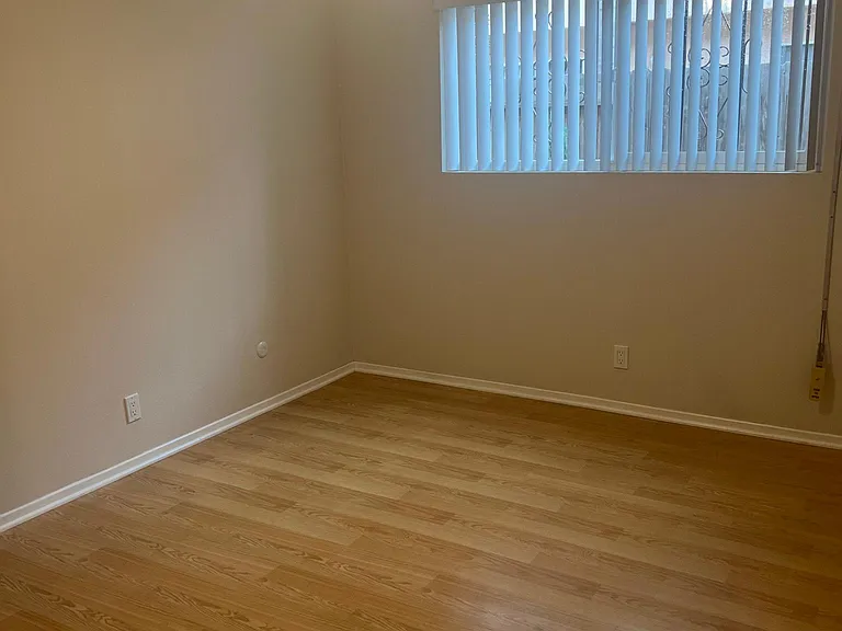 4554 Campus Ave #3 — Photo 7