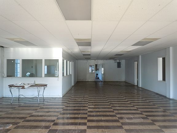 2nd image of 101 Leslie Newsome Ave
