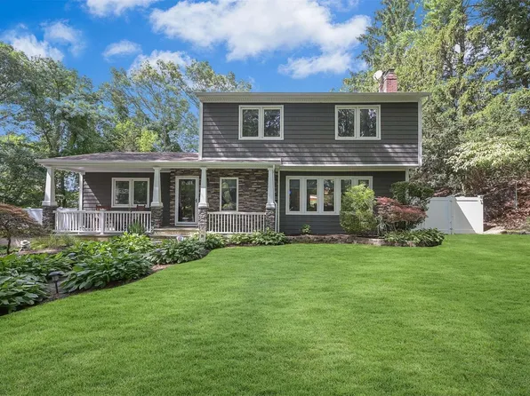 1 Standish, Smithtown, NY 11787