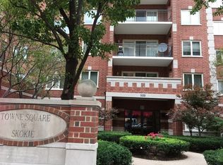 5000 Oakton St #1-307, Skokie, IL 60077