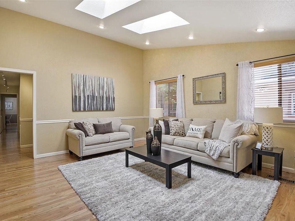 1st image of 939 Delmas Ave