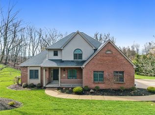 535 Dorchester Dr, Seven Fields, PA 16046