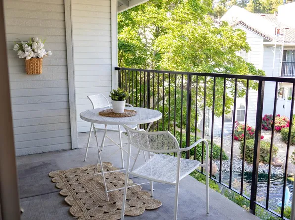2400 Eilers Ln APT 1408, Lodi, CA 95242