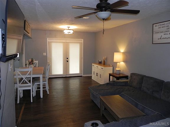 4th image of 1206 Gardenia Cir