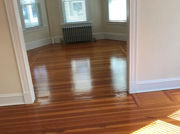 30 Barton St #1, Somerville, MA 02144