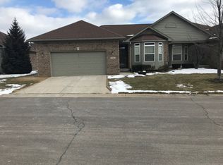 35460 Montecristo Dr, Sterling Heights, MI 48310