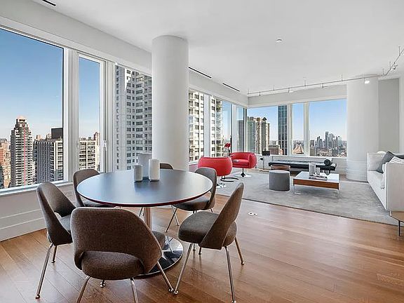 4th image of 252 E 57th St #41B
