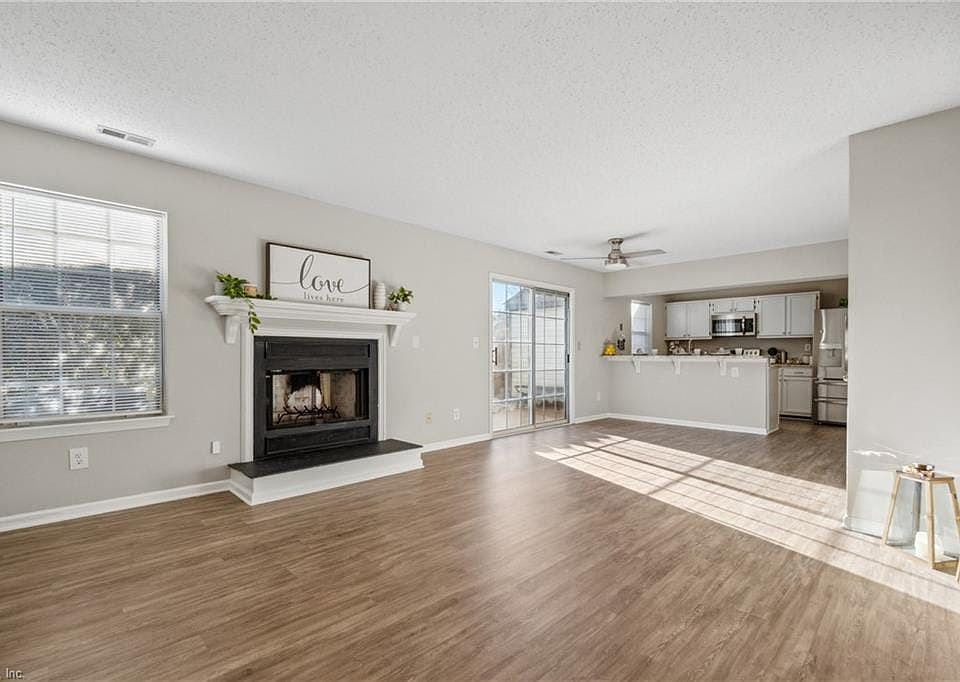 1st image of 4508 Genoa Cir