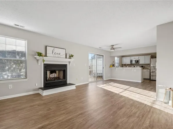 4508 Genoa Cir, Virginia Beach, VA 23462