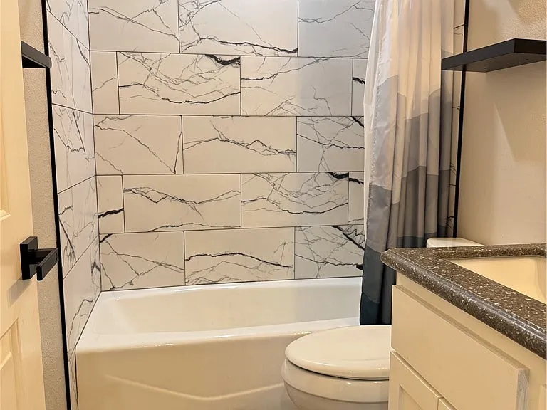 453 Heatherglen Ln — Photo 8