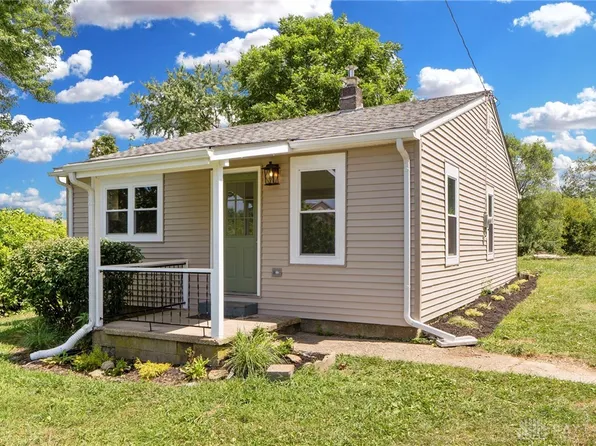 8030-8036 Hetzler Rd, Germantown, OH 45327
