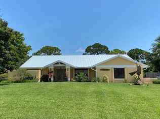2941 NE Heather Ct, Jensen Beach, FL 34957