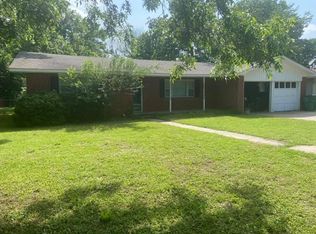 1304 N Cleveland Ave, Stephenville, TX 76401