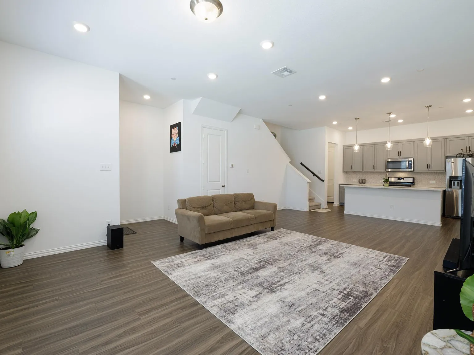 9939 Schramm St — Photo 4