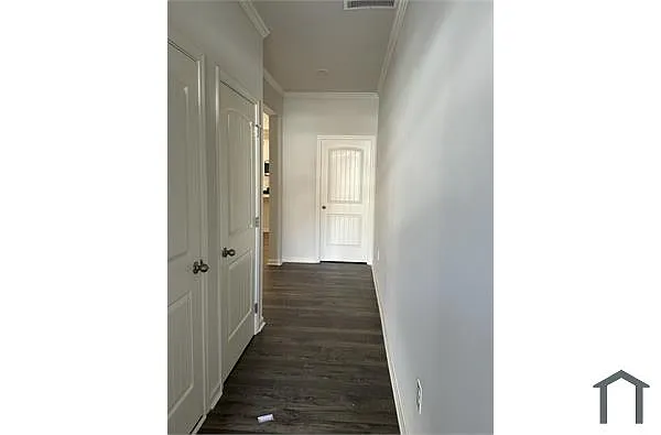 Building Photo - 2223 Blue Monarch Dr