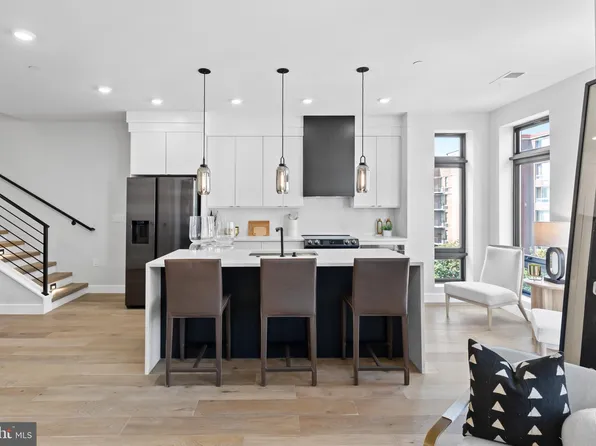 1208 M St NW #62, Washington, DC 20005