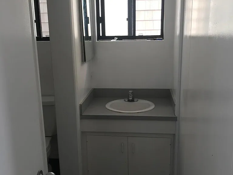 Crest Dr — Photo 10