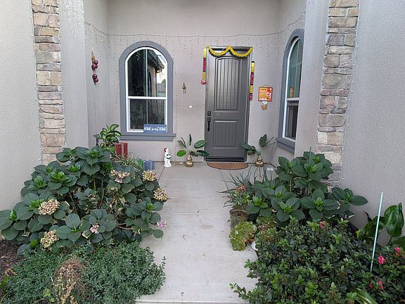 4th image of 2158 Antonio Ave