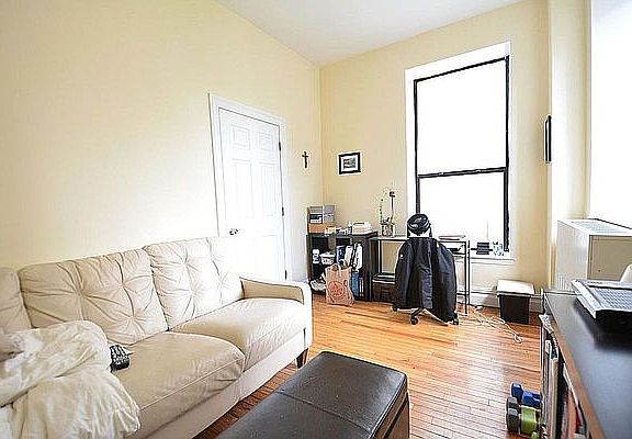2nd image of 154 W 70th St APT 6N