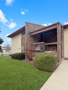 1801 S Yellow Creek Ct #A-1, Freeport, IL, 61032