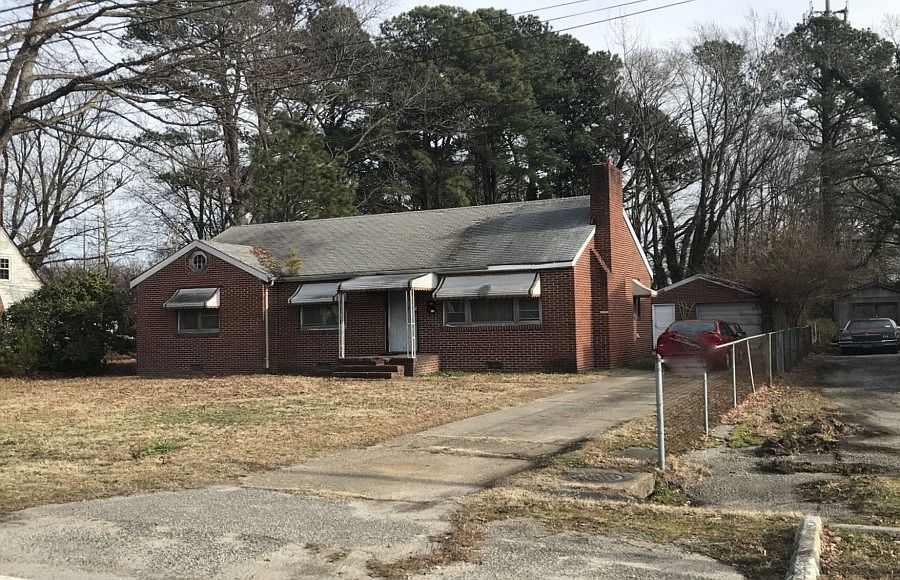 2nd image of 618 Bellwood Rd