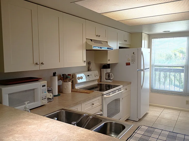 1806 Mariner Dr #214 — Photo 20